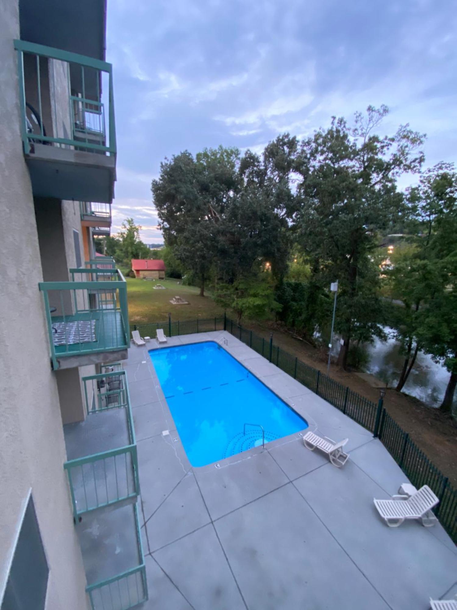 River Place Condos Riverside #309 1Bd Pigeon Forge Ngoại thất bức ảnh