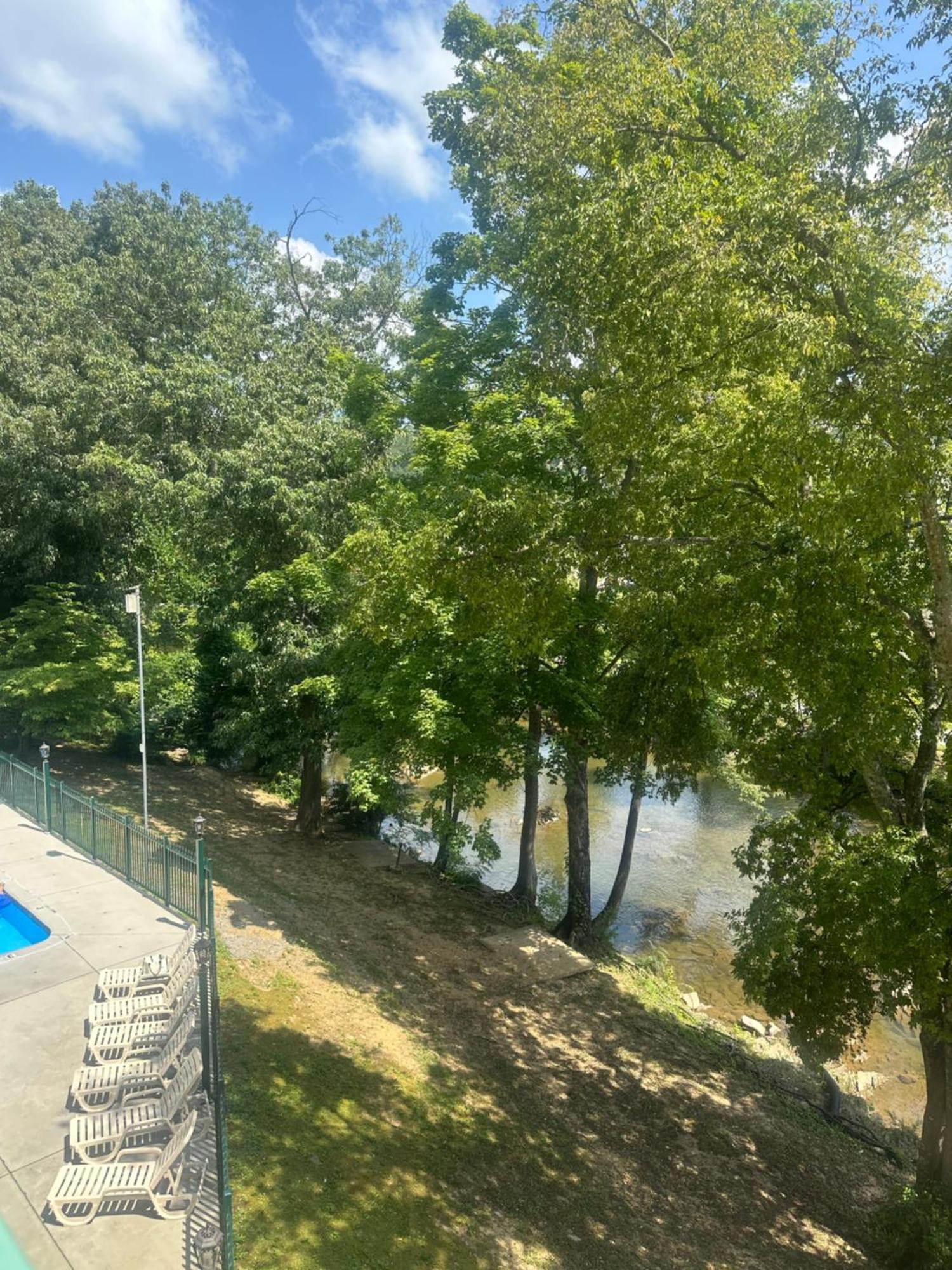 River Place Condos Riverside #309 1Bd Pigeon Forge Ngoại thất bức ảnh
